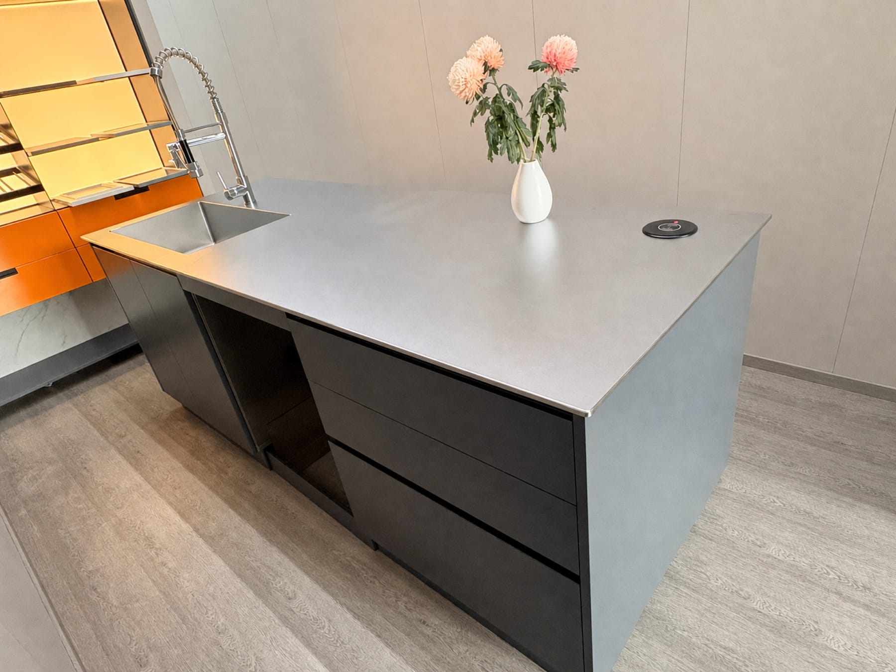 Full-scale stainless island inside the ZOOMTEC Mobile Experience Studio