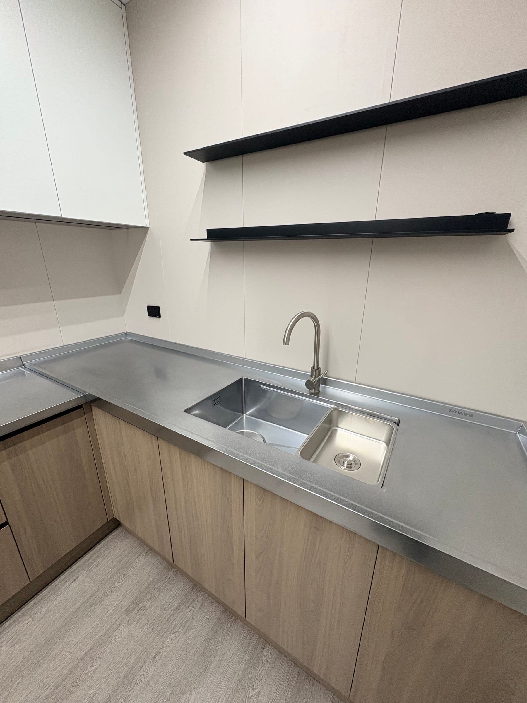 Kitchen application inside the ZOOMTEC Mobile Experience Studio